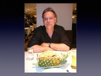 Mmmmmmm .... "Dinner in Hong Kong after a successful 2009 music residency at the Hong Kong International School." Host: Scott Rogal.