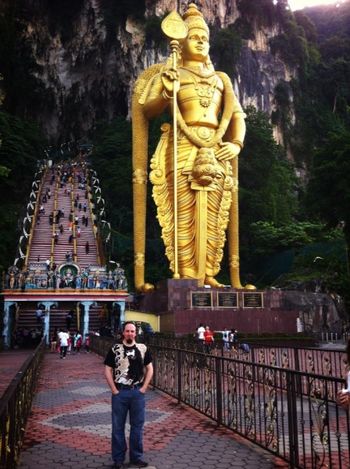 2013_batu_caves_1 2013 on rare day off, I became a tourist and visited the Batu Caves in Kuala Lumpur.