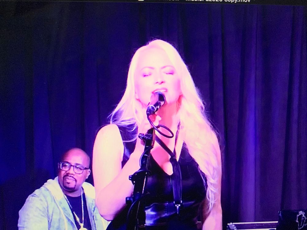 MusicFuze persenting Suzanne Grzanna performing at Genghis Cohen in Hollywood, CA