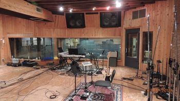 MSR Studios NYC MSR Studios, one of the top studios of NYC where Grammy winning artists and Broadway production sound tracks are recorded.