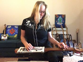 The unique 'FB Australian Classic' - a custom 4 string electric cigar box guitar made in Yackandandah by Shayne Soall