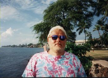 Peter Knapp Peter Knapp in Maui, where he lived on the island from 1987-2001 writing the lyrics that are now featured on the album Maui In The Sun.
