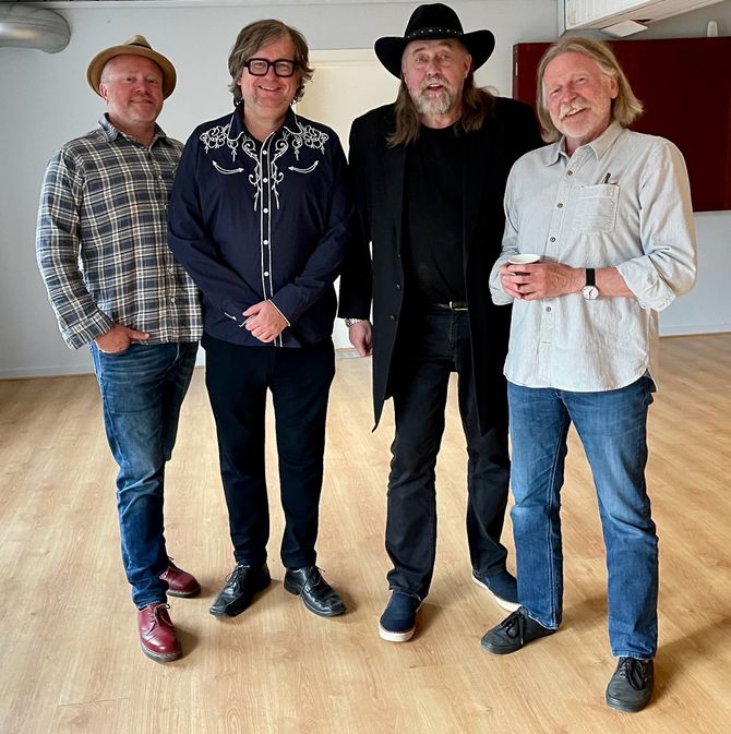 Fra v: Erlend Styve - Finn Tokvam - Reidar Brendeland - Olav Stedje