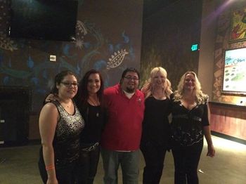 Touring with Bricks in the wall #pinkfloyd #pinkfloydtribute #backupsinger #dallas #houseofblues #thesightsandsoundsofpinkfloyd #samanthanewark #tiffanybelle #rachelbeene #jem #jemandtheholograms