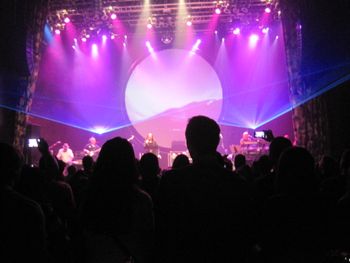 Touring with Bricks in the wall #pinkfloyd #pinkfloydtribute #backupsinger #dallas #houseofblues #thesightsandsoundsofpinkfloyd #samanthanewark #tiffanybelle #rachelbeene #jem #jemandtheholograms