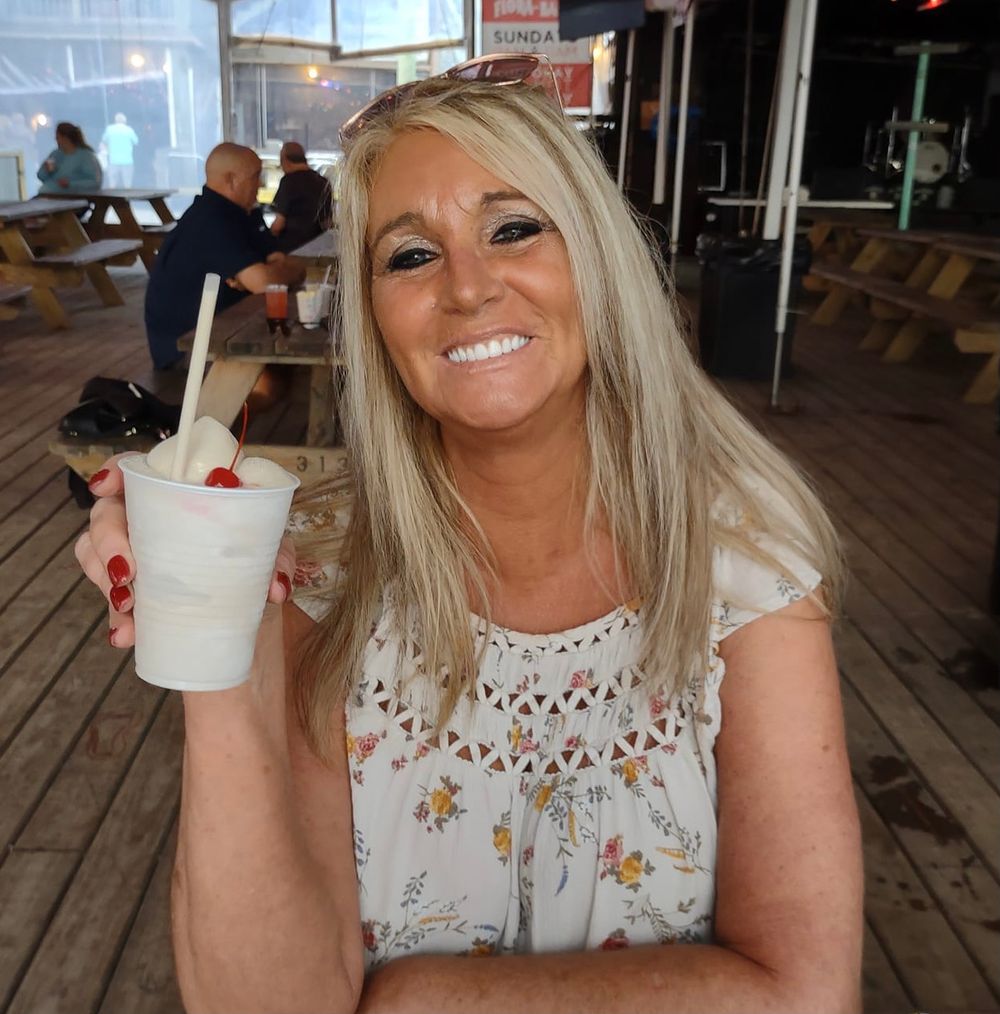 Sharon Green Caroland from Hendersonville, TN Fan of the Month for 2022
