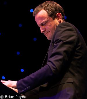 Ross Stanley- piano/ hammond organ (UK)