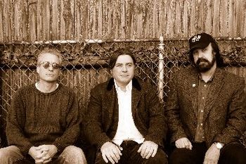And now, a little sumpin' for the ladies :Jack Moore, Chicago Vin and Bob Angell hanging out with the blues...
