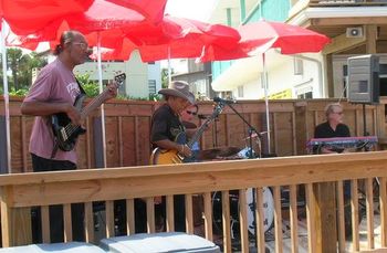 Franklin Williams, Joe Caruso, Ronnie "Byrd" Forster, & Paul, Tony & Joe's Beachside Bar, New Smyrna Beach, FL