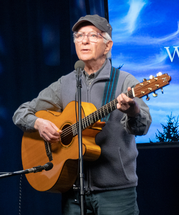 Mel Green at Wake Up & Smell the Poetry an unusual spoken word and music open mic (Photo by Dan Tappan)