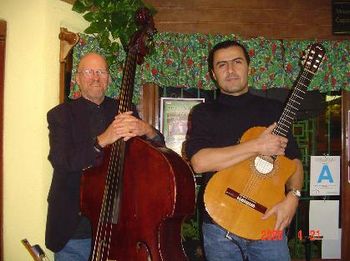 A duo gig at "Taste of Brazil Restaurant": Jack Cousineau (bass) and Marco Tulio (guitar) - Los Angeles (2006)