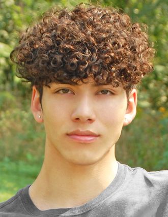 Model~Actor~6'3"