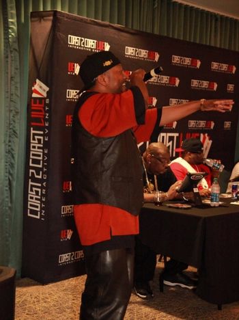 GRANDE GATO performing REGGAETON music at 2014 MIAMI, FL venue (hosted by DJ DNA of SIRIUS SATELLITE radio show 66RAW & sponsored by COAST 2 COAST)!!!!