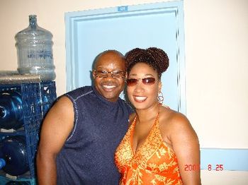 Syd & Mandrill Backing Singer, Tisha Frederick Before Show at Mann Performing Arts Center in Philly, 2007!