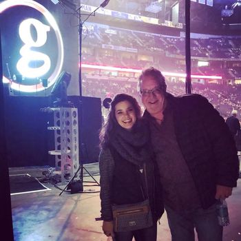 A night out to catch Garth in Nashville...WOW...amazing show...That's why he's the Entertainer of The Year"....Thanks Erik for the back stage hang and great seats..