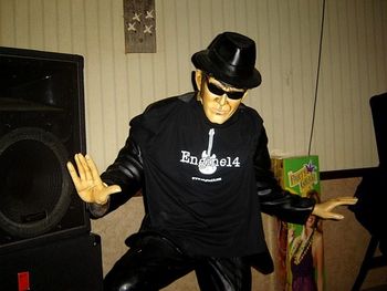Decoy 2/24/2006: Okay, so maybe we had to use duct tape to keep it on, but Blues Brother Dan is now in the Engine14 spirit.