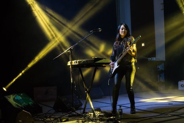 MARI ARAKAWA - GUITAR, KEYBOARD & VOCALS