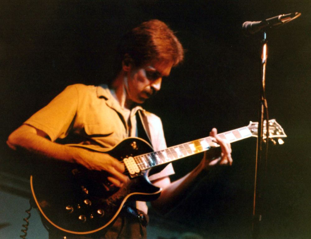 Wayne Holt