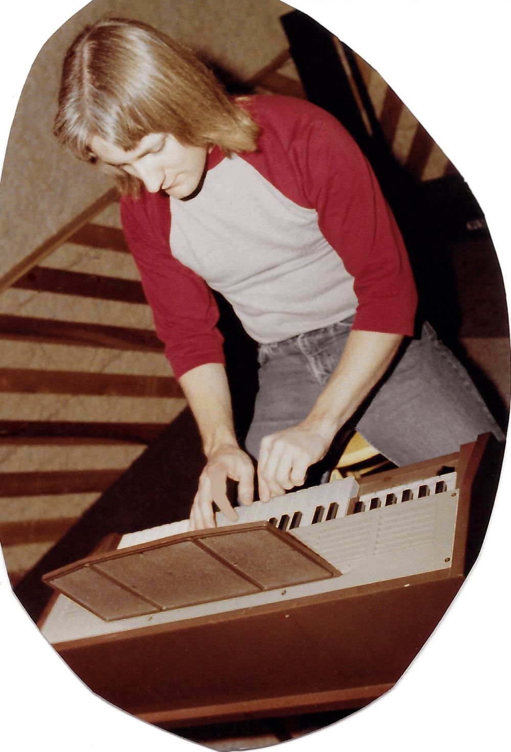 Bruce recording an outro overdub on "This Is It" on a Magnus Chord Organ.