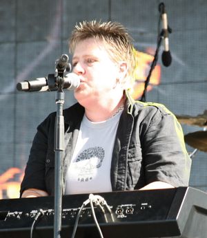 Emily Chambers ~ Keys & Vocals