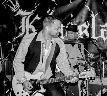 the BLACK CATS NYC Andrew Giordano Jason Reddish Live at The Kingsland Brooklyn: Photo by James Adams
