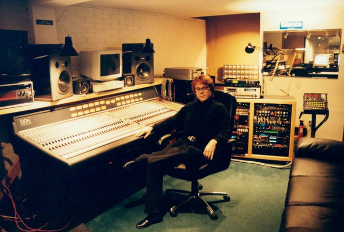 Bellevue control room 1998.