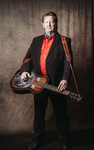 Tim Graves with Steel Guitar