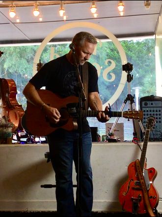 Phil Tittle Live in Fort Walton Beach, FL.
