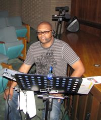 Dontave Cowsette (DSWAZZY)
Studio Owner
Drummer, Drum Machine Player, Drum Programming, Bass Guitar, Keyboard
Main Genres
Hip / Hop
Gospel