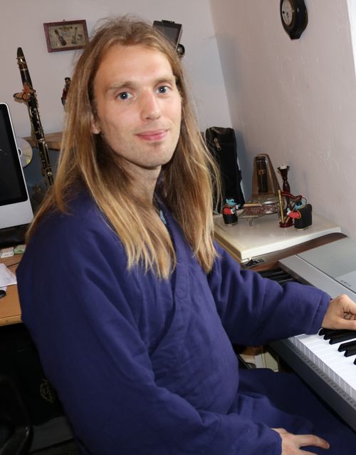 Tijs Ven Piano Portrait