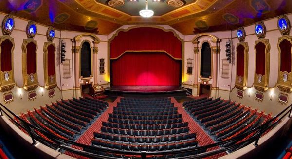 12/2 Paramount Hudson Valley, Peekskill NY