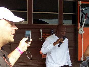 Joey & TopDawg Handford Dixon at the BrownsBunch Apl Charity Event Singing our TOPDAWG SONG! 7.31.2010