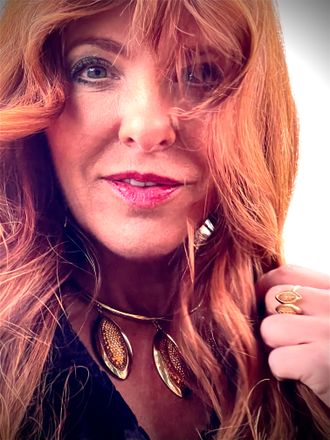 Joy Chapman headshot