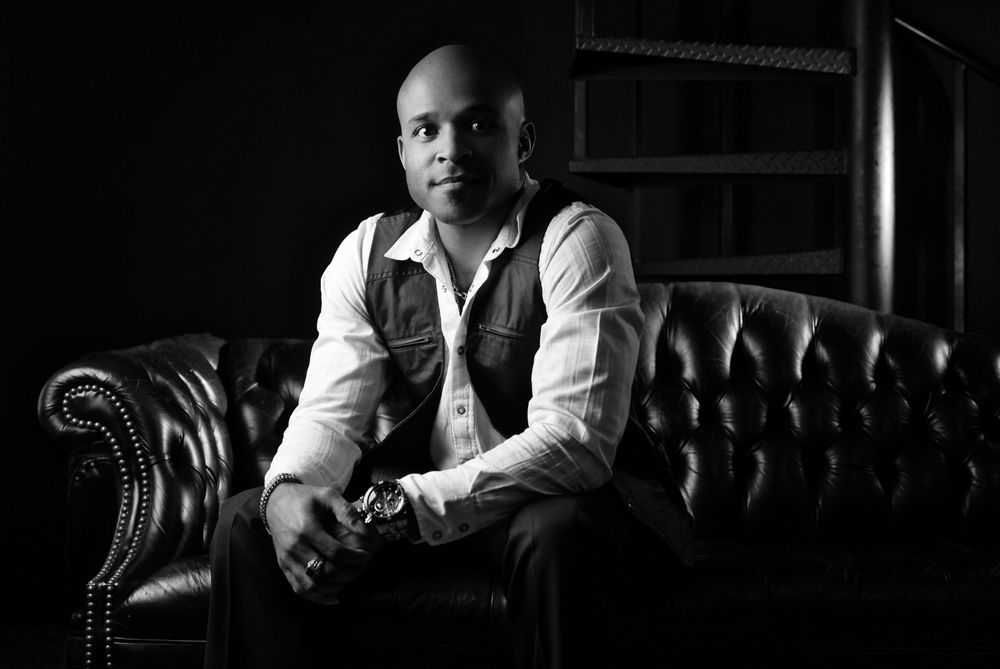 black party musician, musicians party hire, jazz musician near me