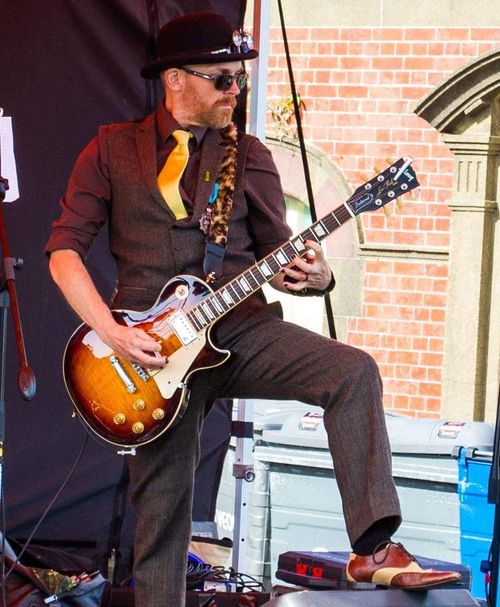 Rocking reasonably hard at the Eastbourne Steampunk Festival