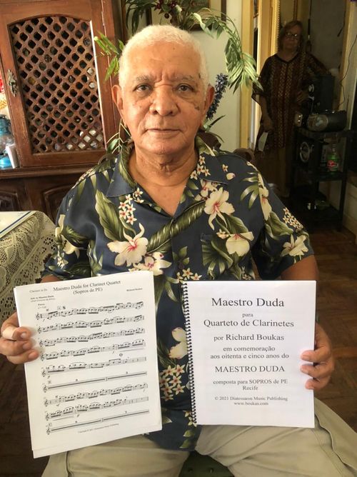 O Duda mostrando o frevo "Maestro Duda" por Boukas em comemoração de 85 anos.