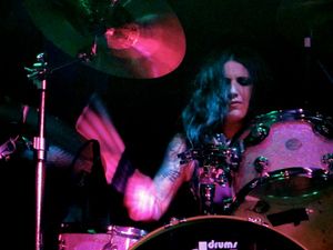 Simona Bressi (drums)