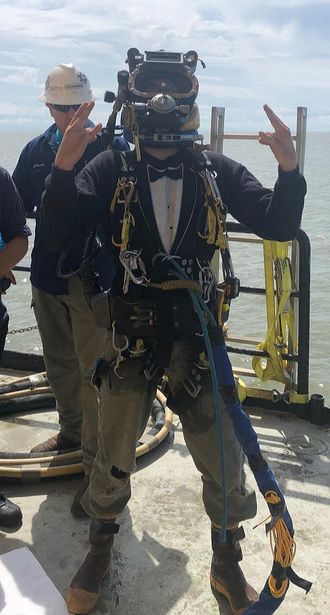 Ready to leave surface, Gulf of Mexico, 2018