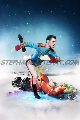 The Nutcracker/Casse Noisette, Les Grands Ballets Canadiens de Montréal, 2011. Photographed by Damian Siqueiros. Dancer: Sam Colby