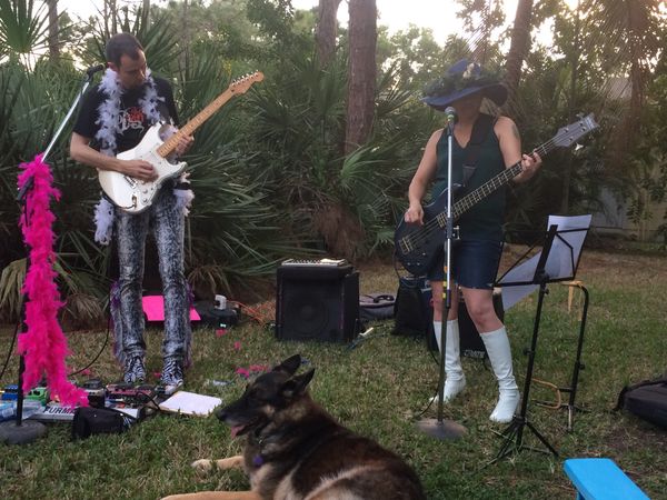 RoCKing "The British boxing day invasion and potluck birthday surprise" - at our frenz house in SFL. December 26, 2016. An EXceLLenT way to end a totally SHyTe year.
Photography courtesy of a monster friend S2N2. Also special thankz to The Jerry for moving the heavy stuff, after Col Blumpkin hit a wall.