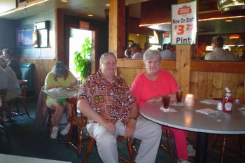 Our new found friends here, We had dinner with them. The place was so packed as usual. They both asked if they could sit with us. But I didn't get their names! I love the shirts! Very nice couple! It was a pleasure meeting them both. Hope to see you both again.....