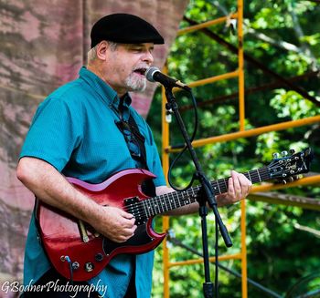 Brad Vickers tearing it up in PA at the Bucks County Blues Society Picnic 2016. Photo by Gary Bodner.