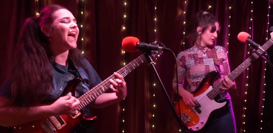 P6Live Studio Sessions with Sunny Dee & The Flower Pedals AKA Sunny Dee Band ( @sunnydeeband)