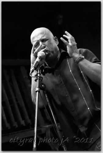 Buffalo Rose with Bob Margolin Photo:John Ambrosino City Rat Photo