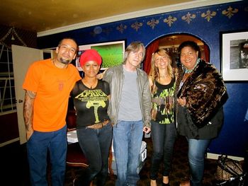 The Mint LA, September 2011. In the photo: Ben Harper, C.C. White, Jackson Browne, Marti Walker, Pebbles Phillips