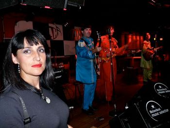 This is Esther from Valencia, she took the best photos ever, better than any professional photographer, we published some of them in our photo album, It was her birthday that night at the Wah Wah, HAPPY BIRTHDAY ESTHER !!!