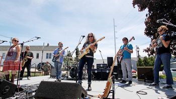 Carley Baer, Stephen Cooper, Barrett Tasky, Cathy Grier, Tony Menzer, Sarah Blick - photo by Bruce Lee Rose