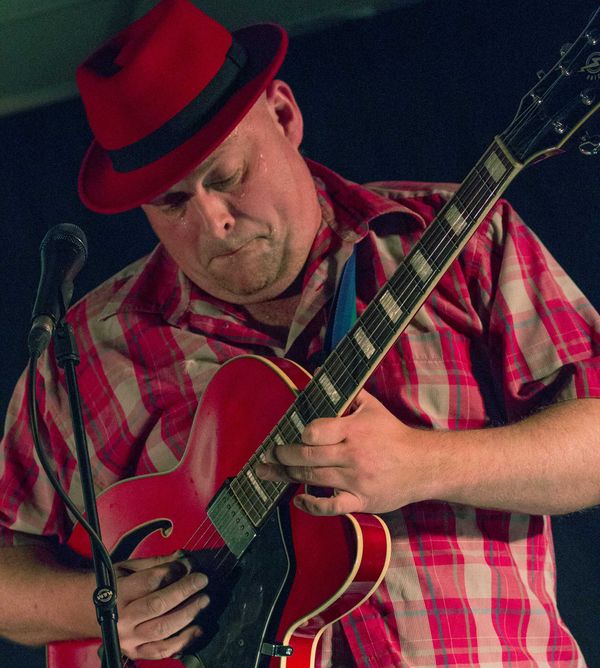 Stompin' Dave by Roy Cano permission to use with credit.