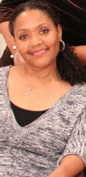 Tracey Whitney's sister, Cozette "Cookie" Whitney-Bolden on the photo shoot for "I Am Singing... Songs I Love" CD. Cozette performed guest vocals on "Ngiculela - Es Una Historia."