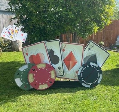 Jumbo Cards and Foam Chips